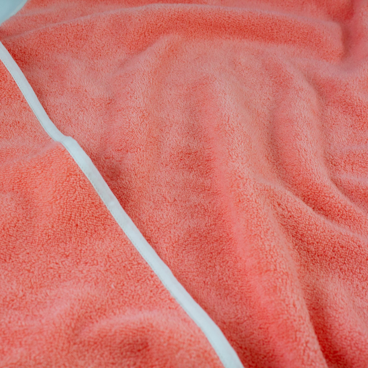 2200 Coral 1200x1200